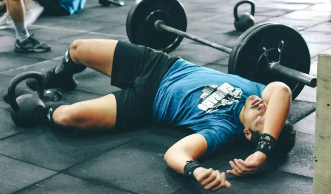 一训练就犯困,力量训练以后感觉到胸闷心慌气短