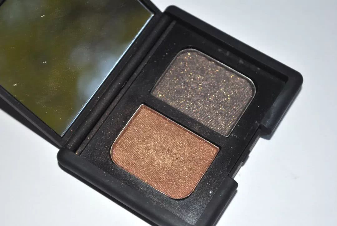 这个牌子出什么都火到断货,女生必须入一个