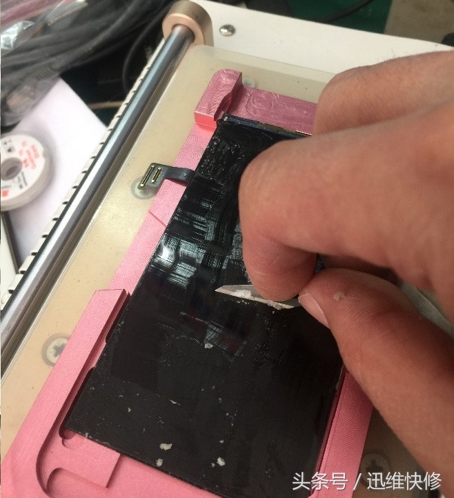 iphone7plus手机屏幕爆碎,iphone7屏幕破损严重怎么拆