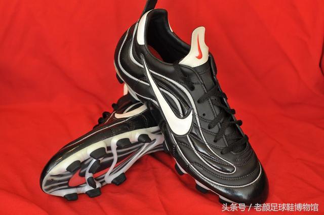 02年世界杯足球鞋回顾,世界杯最火前十的足球鞋