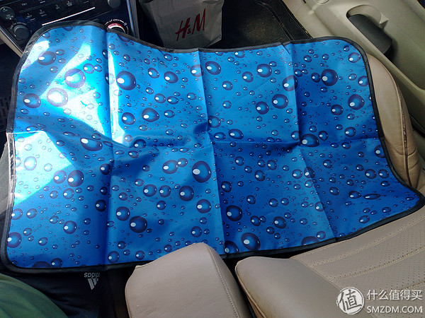 汽车遮阳帘最新款,好用又方便的汽车遮阳帘