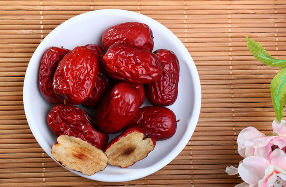 女性皮肤干燥怎么办,推荐几个食疗方法解决皮肤干燥问题