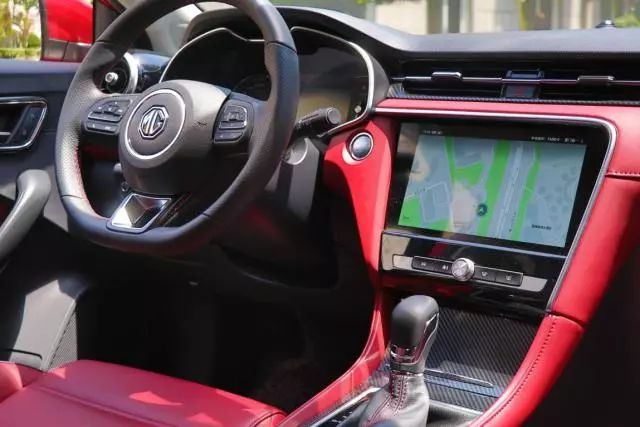 无时无刻的挑逗，令人安心的可靠，是什么让葫芦侠欲罢不能？