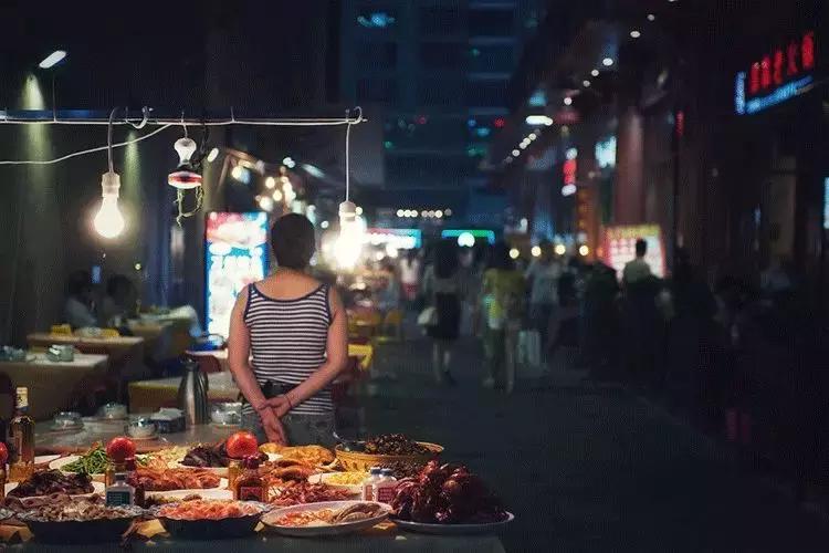 有人的地方就有江湖配图,有人的地方就有江湖原版视频