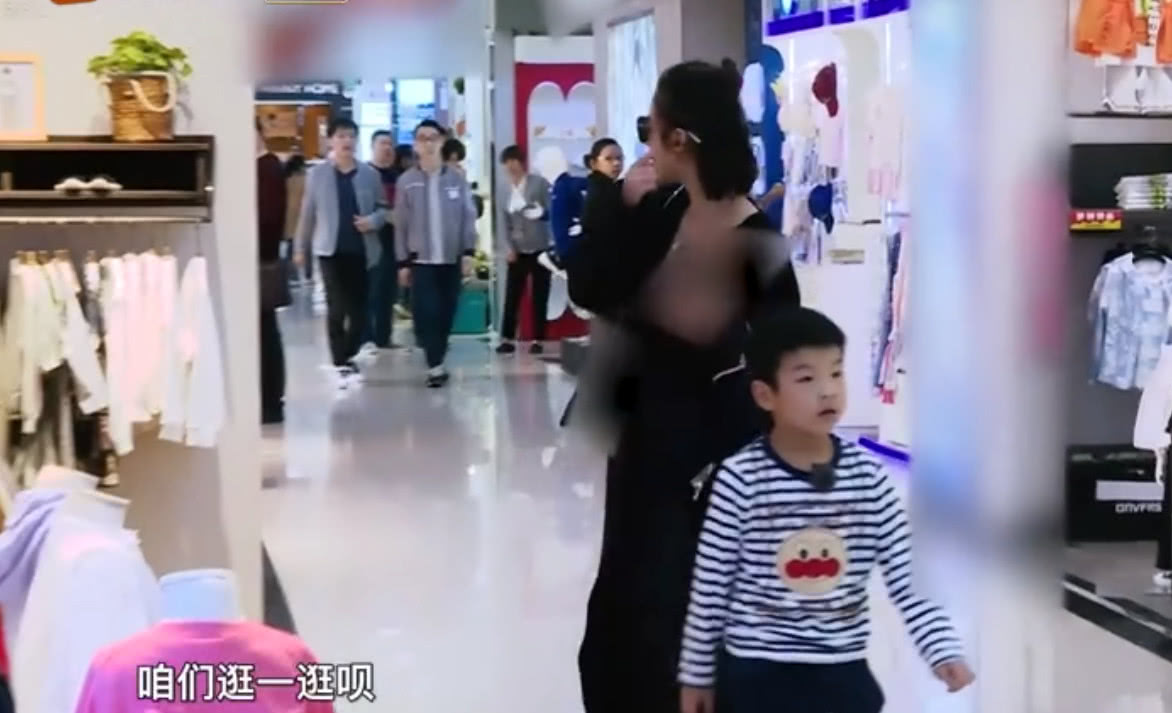 黄圣依用的手机壳,黄圣依手机壳同款