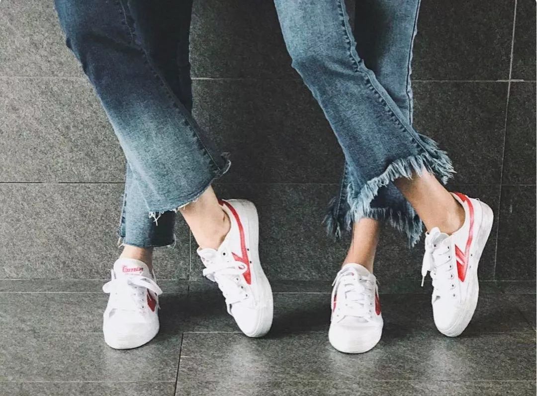 匡威的帆布鞋值得买吗,帆布鞋匡威值得购买吗