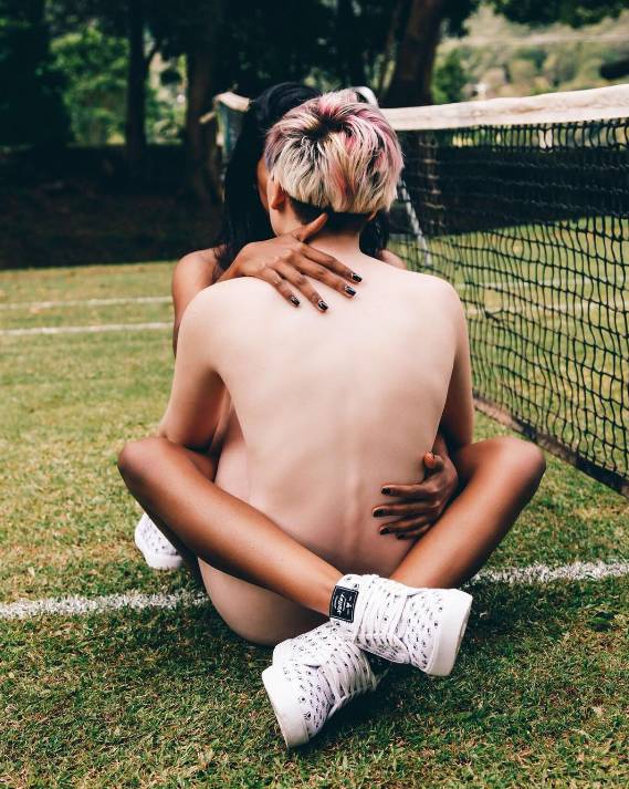 明星同款休闲鞋推荐,明星推荐的平价鞋