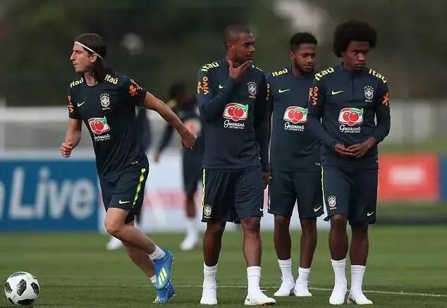 曼联6000万巨星,曼联4000万