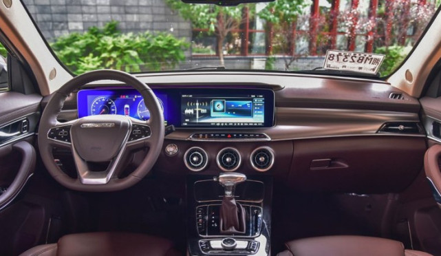 国产2.0t7速大型suv,这辆车可以说是国产suv的标杆车型