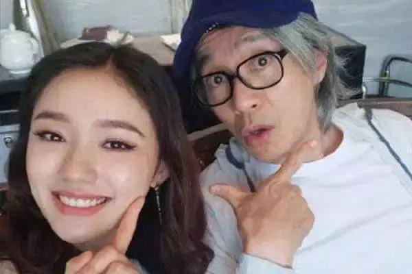 看到周星驰就很心疼,周星驰让人心疼的片段