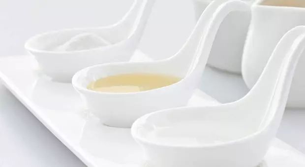 热水泡脚加点它3天逼出体内湿气,泡脚时加点它三天逼出体内湿气