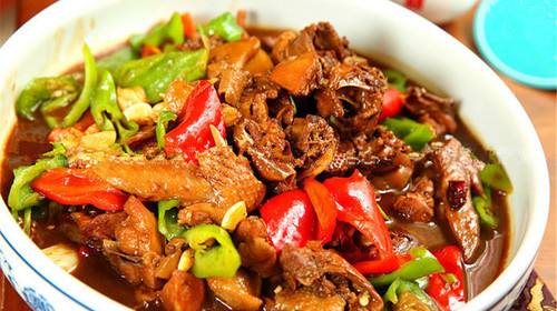 舌尖上的*安泰**，亲，*安泰**好吃的地都在这里了！太牛了！好吃到哭