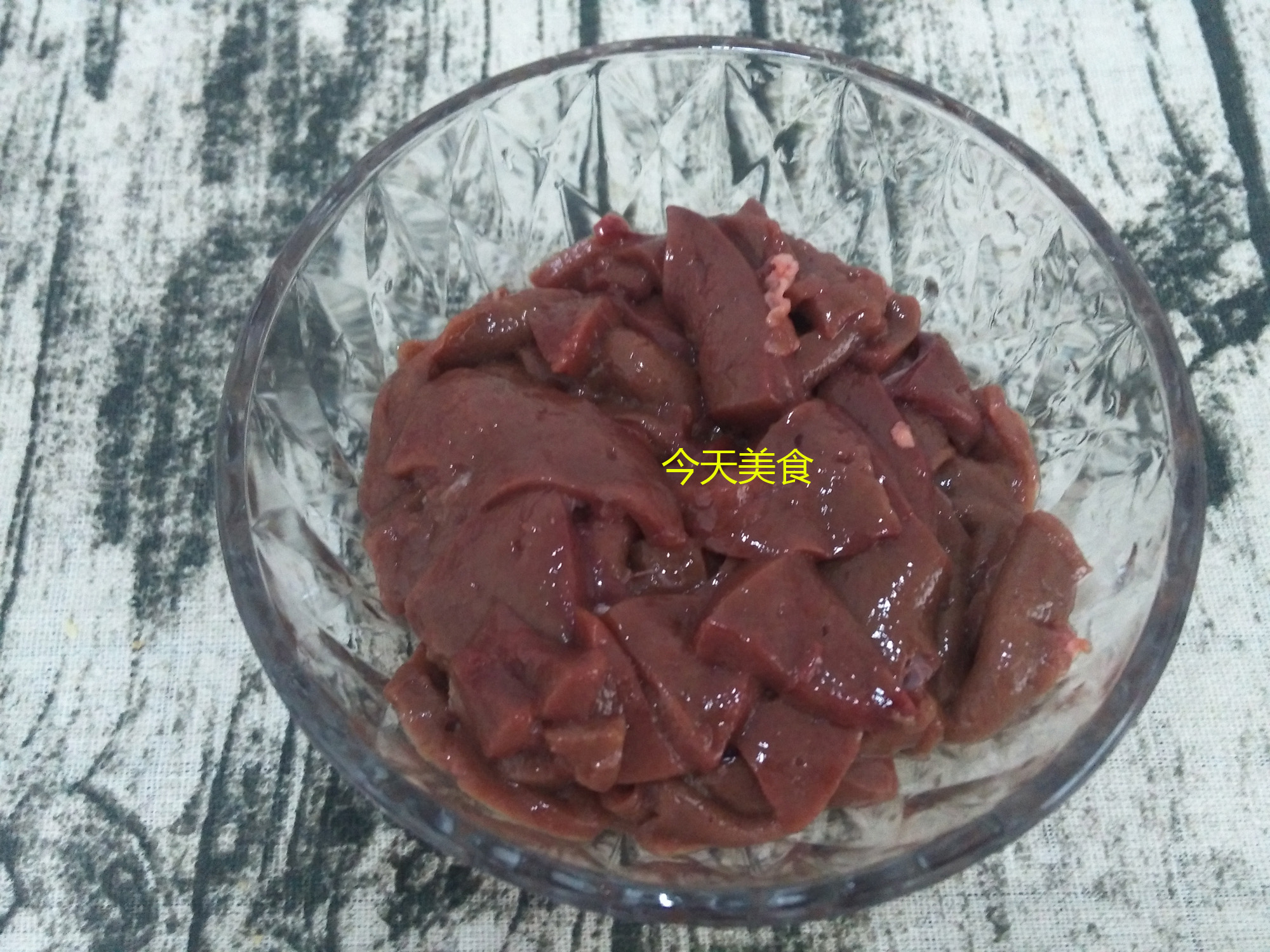 眼干眼涩严重会导致什么问题,眼干眼涩吃什么痊愈