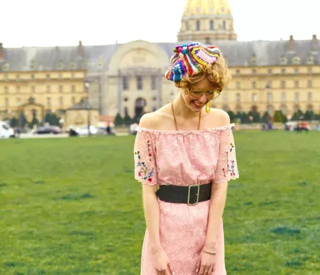 肩带滑落胸前有印子，夏天穿内衣太尴尬，怎么办？