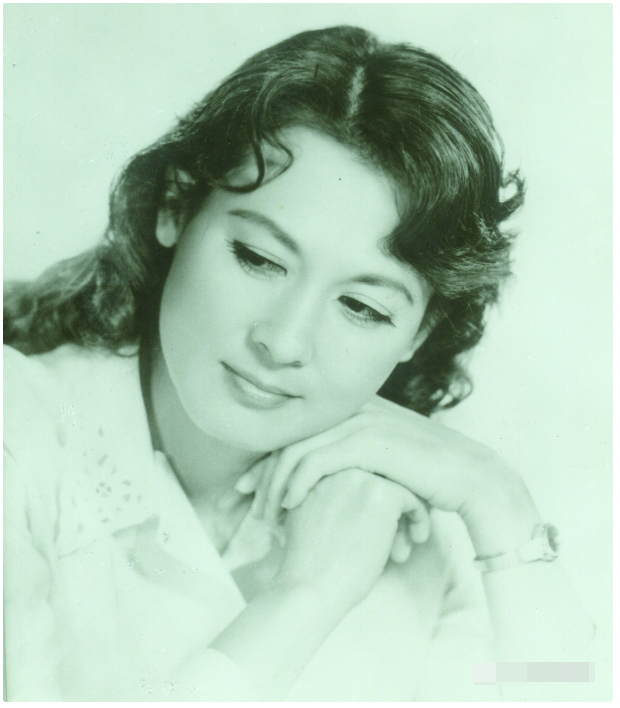 上影厂演员60年代初合影,上影厂55年电影