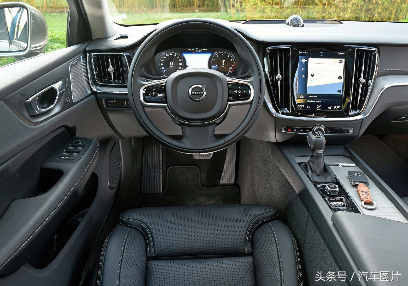 沃尔沃旅行车v60落地价,沃尔沃v60二手值得买吗