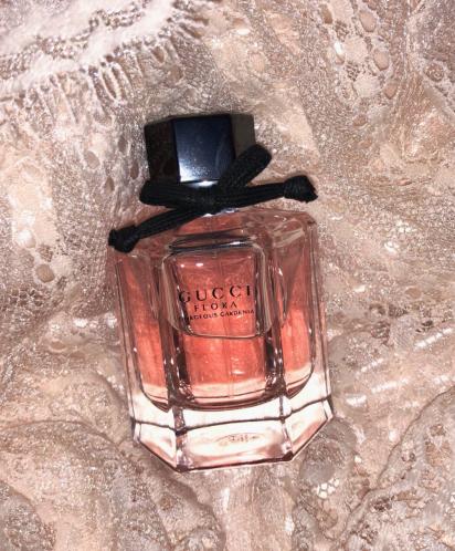 20岁女孩用的香水,20岁男人用什么香水好