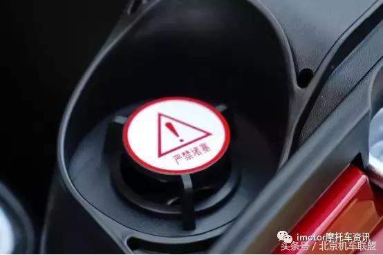 力帆125最新款,当家小花