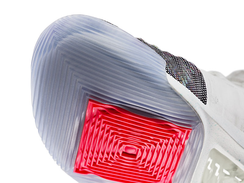 库里总决赛上脚新球鞋库里9,库里上脚库里4紫色战靴