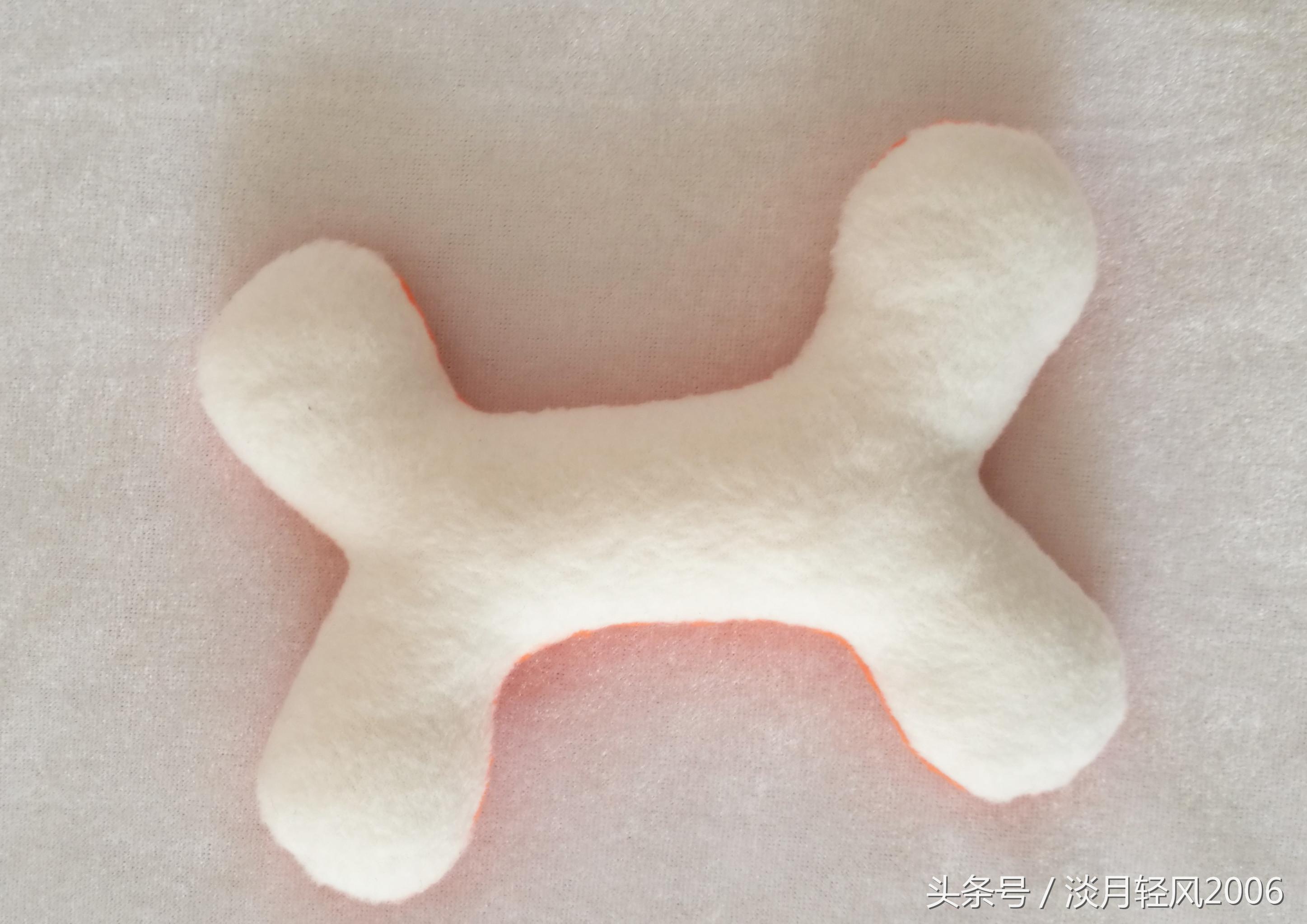 自己diy给狗狗做衣服,diy手工狗狗衣服