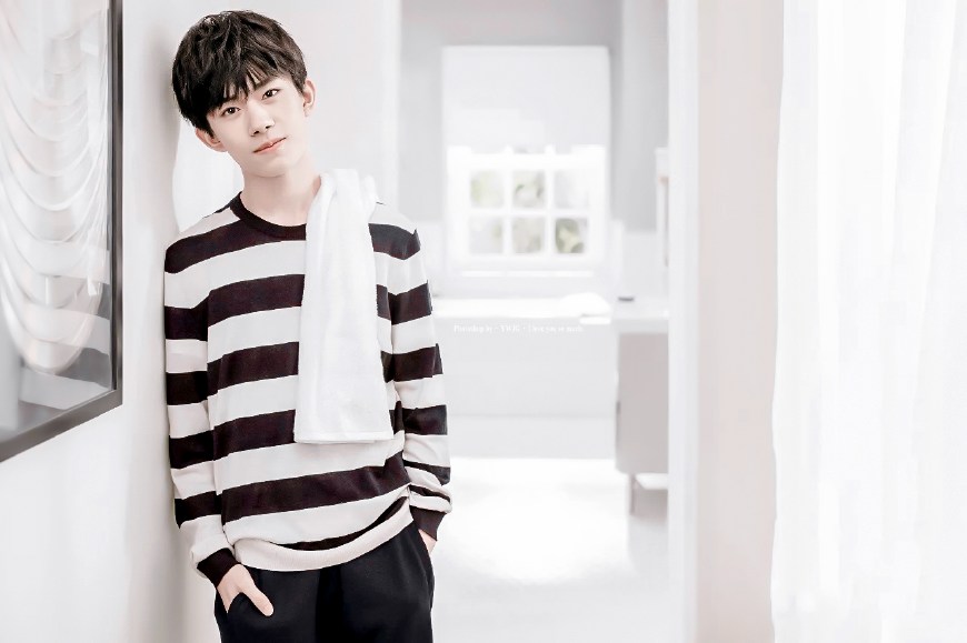 易烊千玺魅力瞬间合集,易烊千玺野性撩人