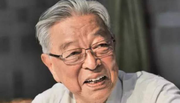 红塔山集团以前的老总叫什么,红塔山以前的老总