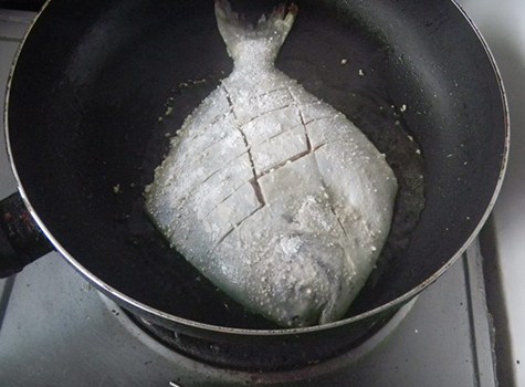 红烧鲳鱼的最佳吃法和做法,简单易学易做的红烧鲳鱼家常做法