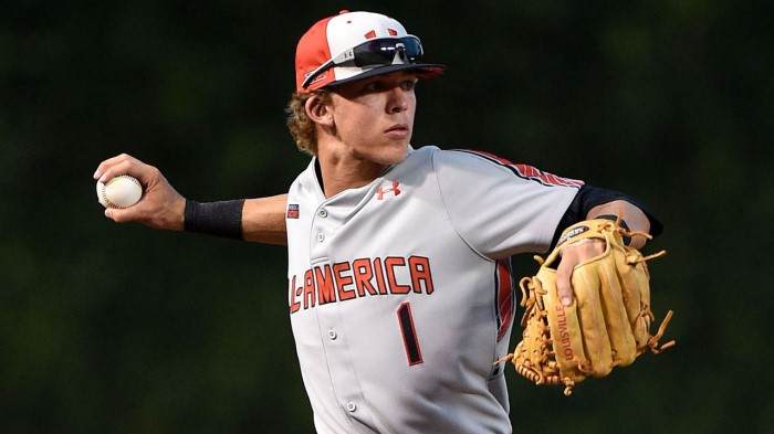 放弃MLB，这是UnderArmour在转型期的镇痛疗法