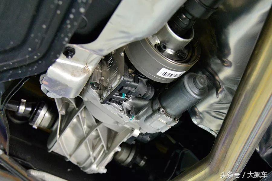 前悬铝合金,前悬双叉臂和五连杆