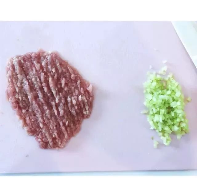 新生儿补铁和dha要补到什么时候 (宝宝补铁不吃vc多长时间能补上血)