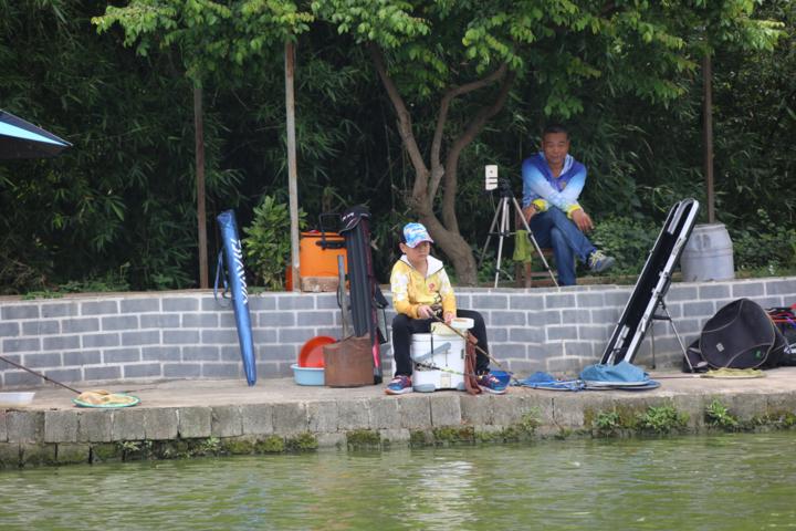 c罗参加5人制足球,c罗青训视频