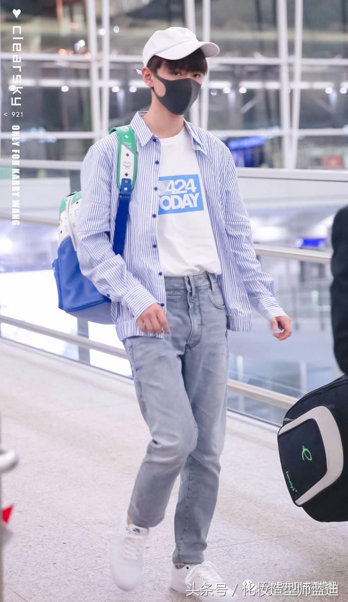 王俊凯和丁海寅,丁海寅橙色长袖机场