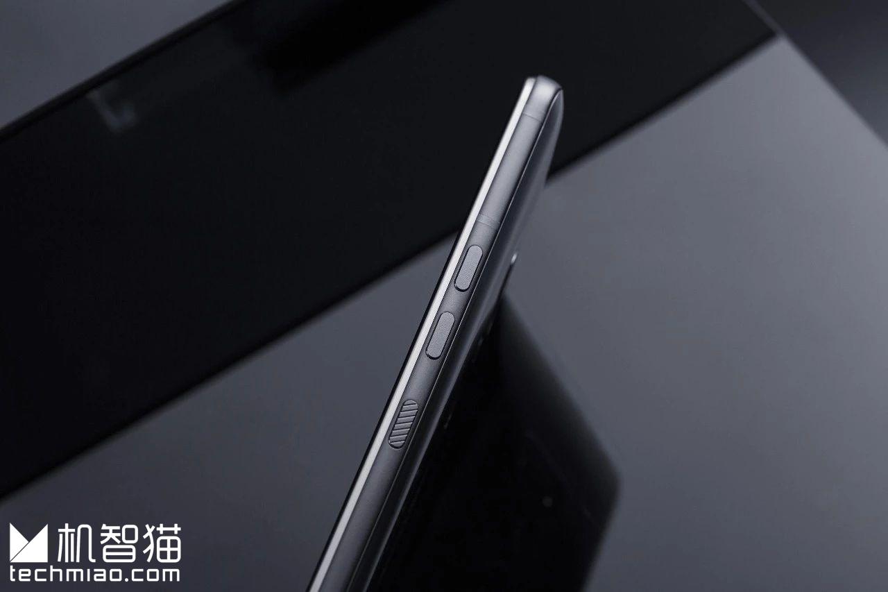 htcu12+与u11+的区别,htcu12+后面有什么