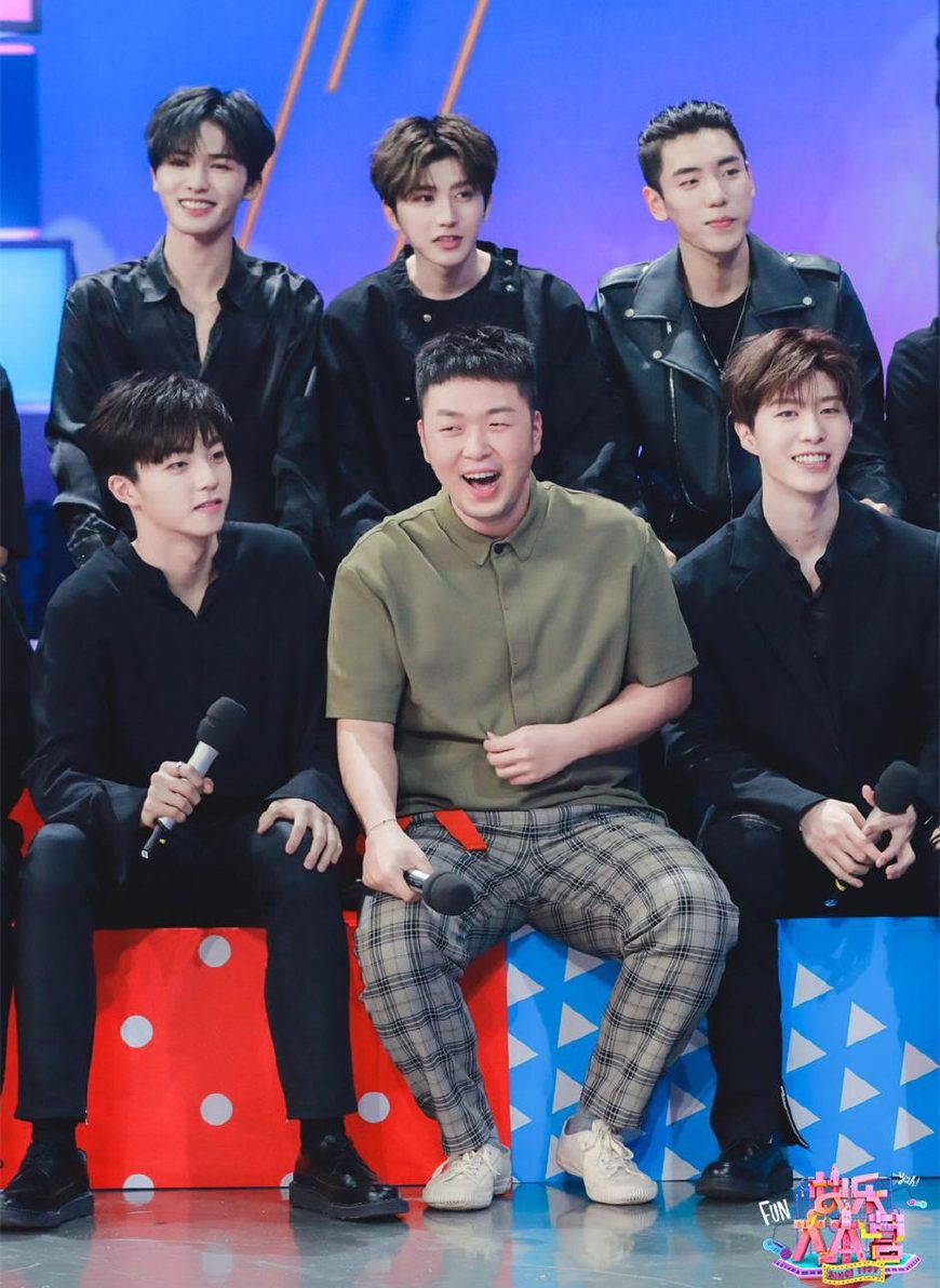 ninepercent合体蔡徐坤唱rap,ninepercent快乐大本营蔡徐坤唱歌