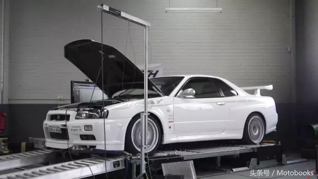 爱拆车模｜如何拆解1:18AUTOart日产GT-R34汽车模型