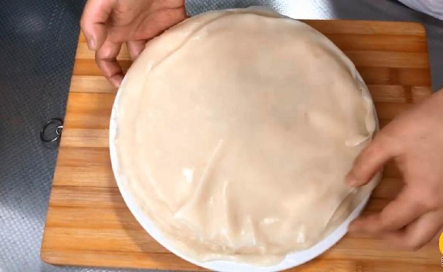 凉皮制作揭秘,凉皮的制作方法不易断裂