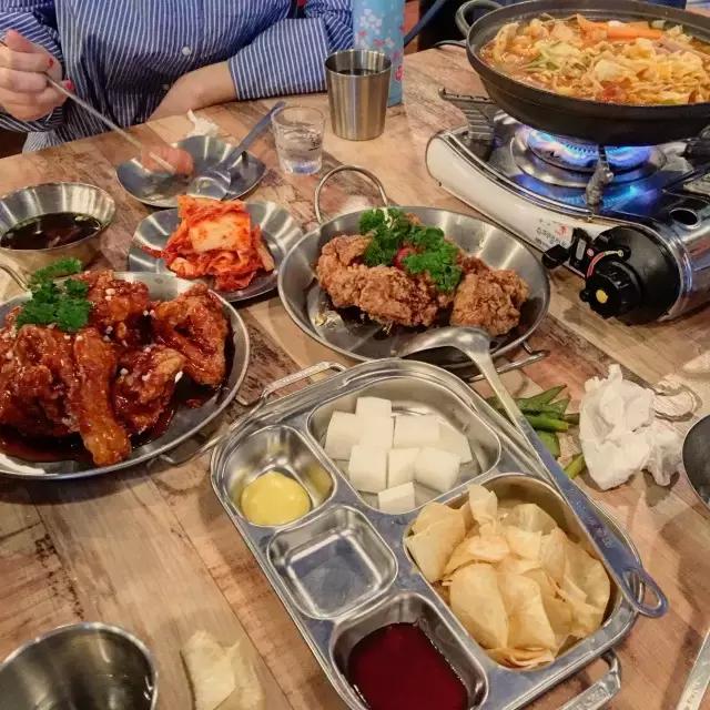 护肤主打的产品是什么牌子,哪些护肤品牌有自己的专柜