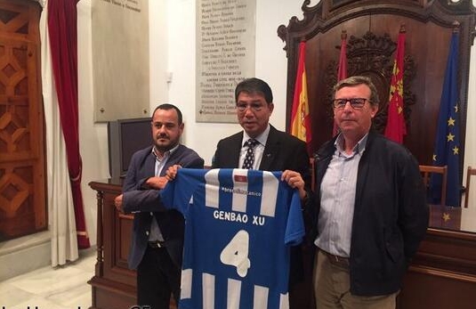 21岁生日了！他是海外球员的数据王，何时才能踢上欧洲顶级联赛？