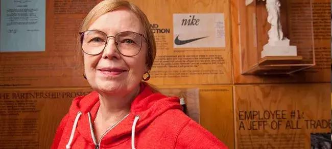 nike新logo设计,nike的logo设计历史