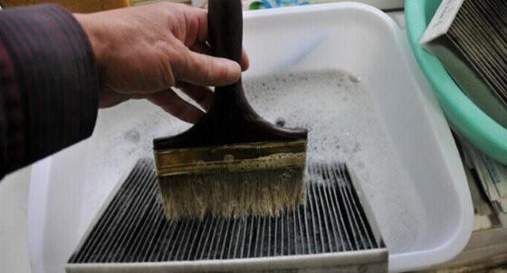 汽车空调有异味用什么办,开汽车空调有异味怎么解决