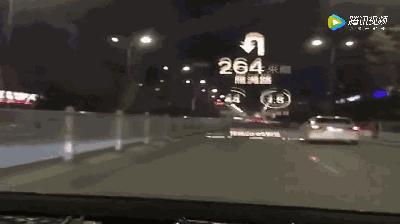 如何把车载导航投影到车上,地图导航怎样投影到车玻璃上