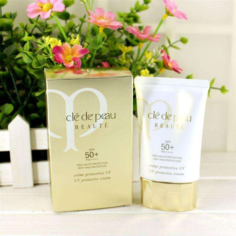 防晒不止让你远离黝黑的皮肤，还能避免80%的皮肤老化！