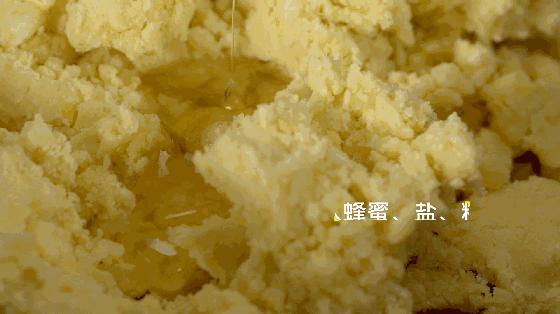 绿豆糕细腻入口即化,冰冰凉凉绿豆糕原味