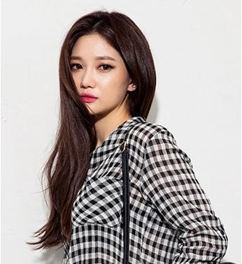 比较酷的发型中长发层次感,有层次感的中长发发型推荐