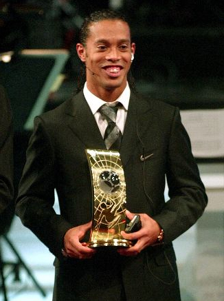 世界上最顶尖的十大足球明星,西班牙著名足球明星