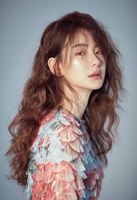 戚薇改版,戚薇变脸抖音