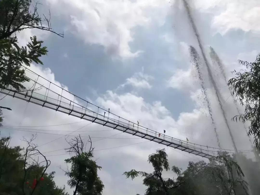 洛阳过街天桥,洛阳4d动感体验馆