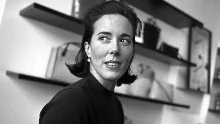 设计师KateSpade在纽约自缢自杀，川普女儿希拉里女儿纷纷悼念