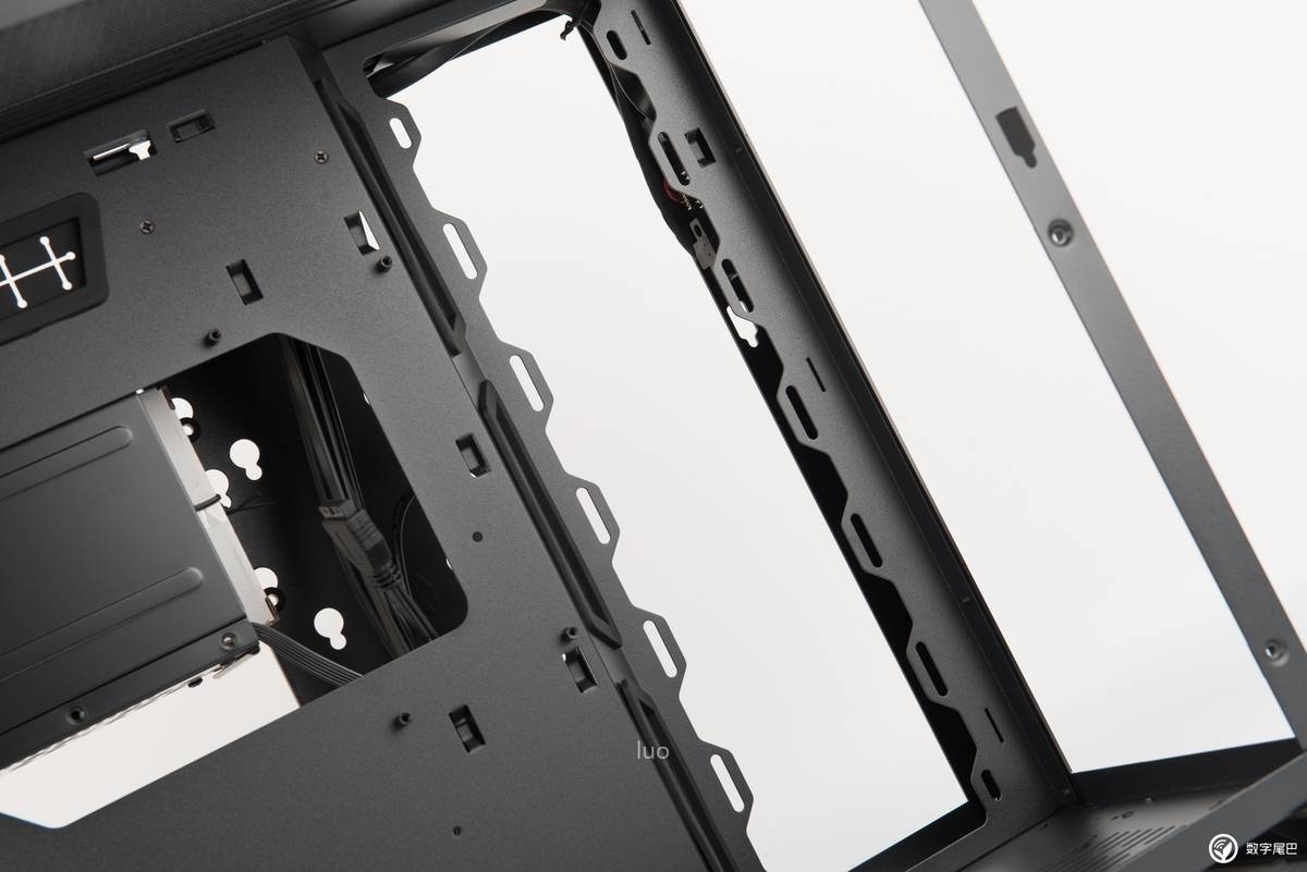 秩序の钢炮，LIANLIBauhaus-O11装机作业