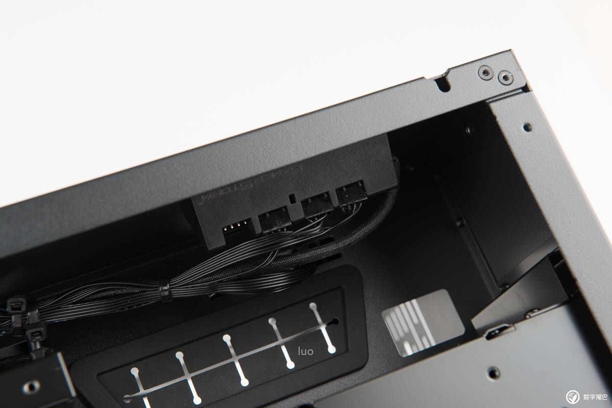 秩序の钢炮，LIANLIBauhaus-O11装机作业